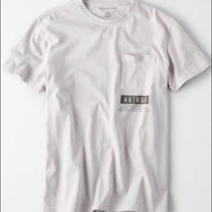 American Eagle Graphic T-shirt